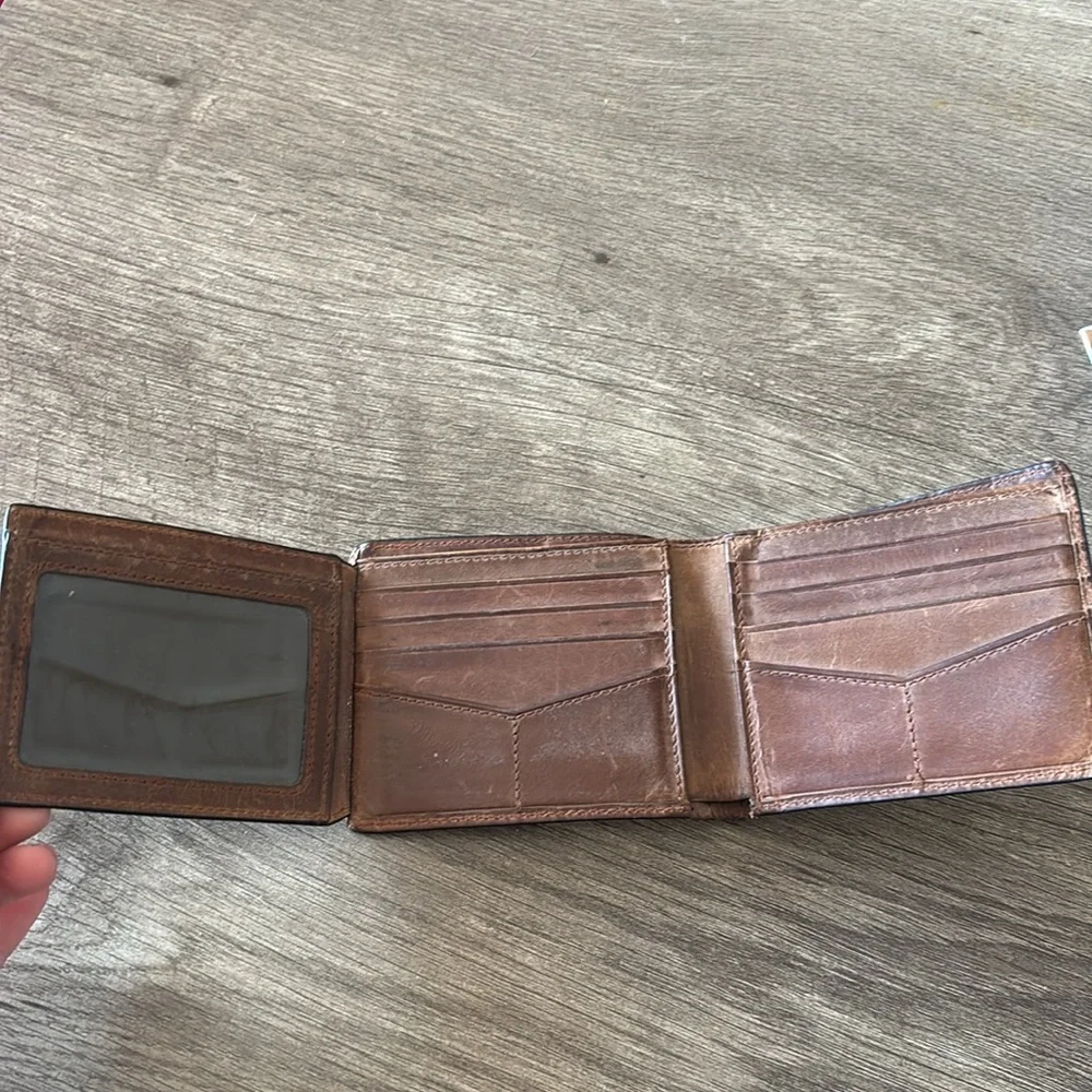 Fossil Men's Brown Leather Wallet